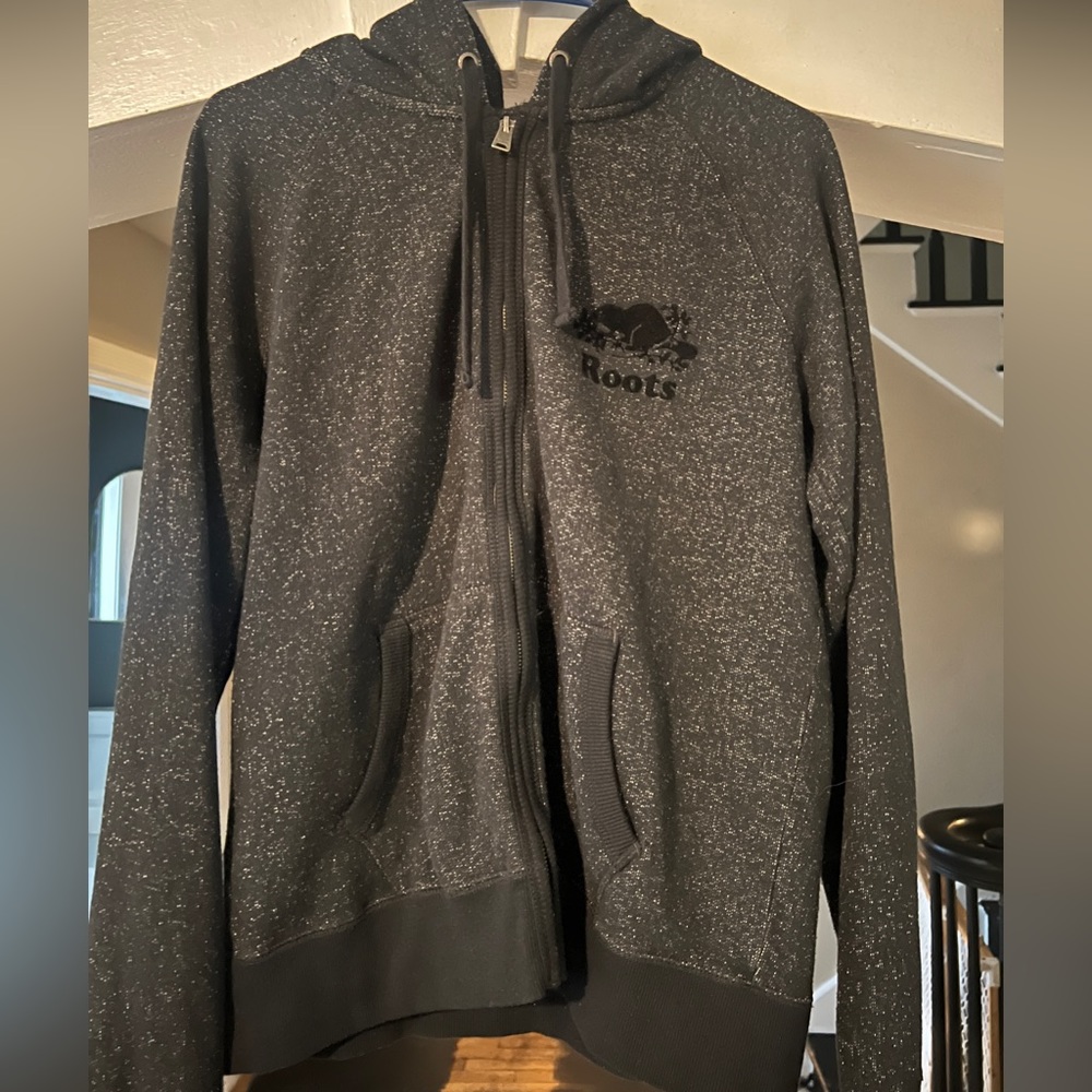 Men’s Roots Sweatshirt